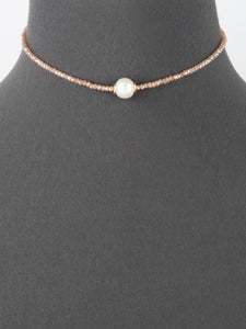 GLASS BEADS WITH PEARL CHOKER